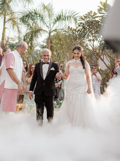 WhatKnot - Wedding Photography & Videography A Dream in White: Modern & Christian Weddings photo 16