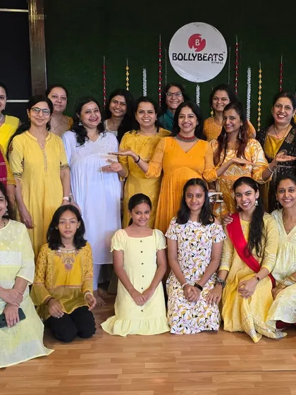 Another great shot of our wonderful Bangalore family. The smiles say it all! These workshops are not just about learning, but also about connecting and making new friends.