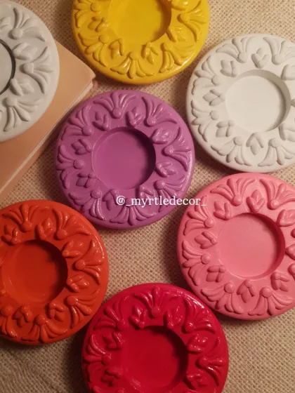 A closer look at the rich pigmentation of our handmade Diwali diya holders. Each one is crafted from Jesmonite, giving it a smooth, stone-like feel.