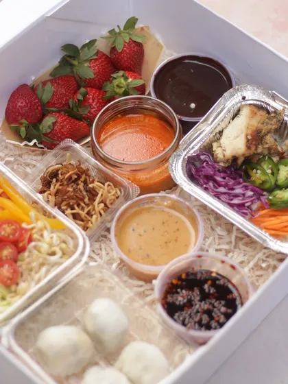 Our Date Night Meal for 2, the Asian Non-Veg option. This kit includes everything you need for a delicious meal at home, from appetizers to dessert.