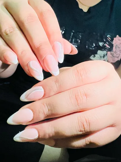 Another angle of this beautiful and subtle abstract French design.