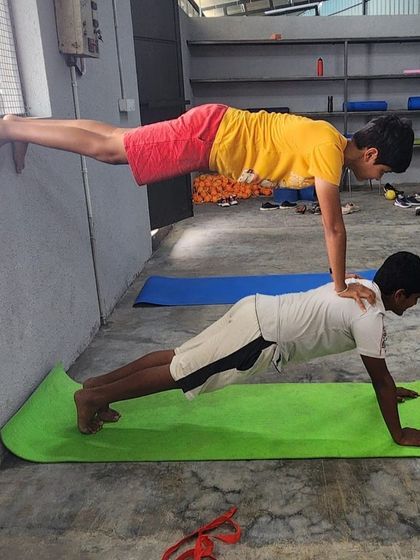 Swimsquare - Swimming Lessons Dry-Land Training: Strength & Flexibility photo 79