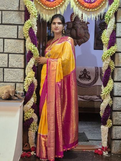 The vibrant colors of the Bandhani saree are a celebration in themselves.
