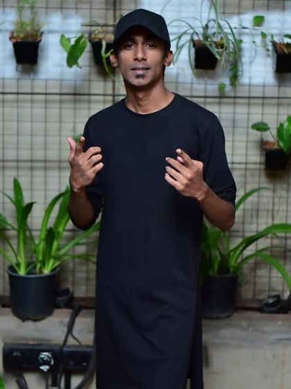 The DJ in Action photo 7