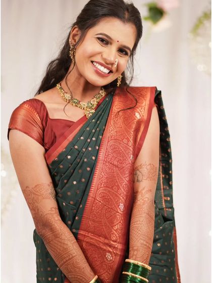 A beautiful, natural smile from the bride, a perfect candid moment captured.