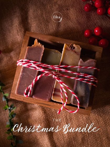 Another look at the Christmas Bundle, featuring four mini bars of my best-selling winter scents. This is the easiest way to sample all my favorites or give a lovely handmade gift.
