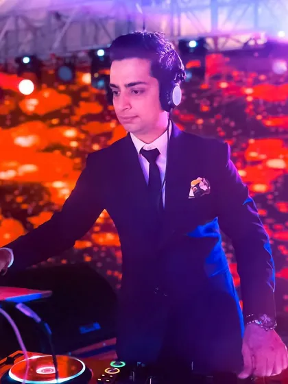 From Techno to Desi, my music is truly globetrotting. Here I am, suited up for a fantastic wedding event in Hua Hin, Thailand.
