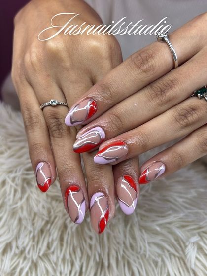 A bold and colorful abstract design. The combination of red, lilac, and silver chrome lines is unexpected and super artistic.