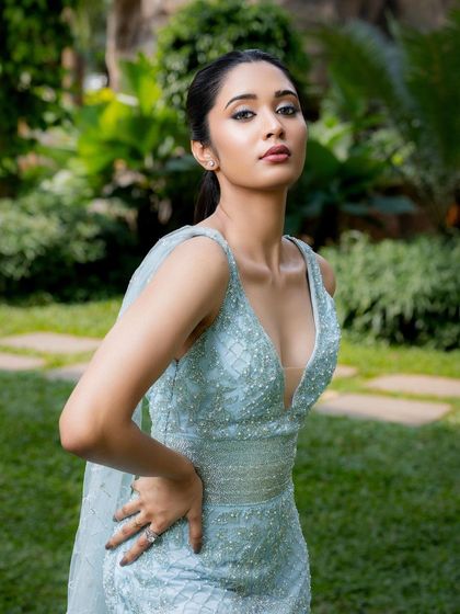 Aakarshana Outfits - Occasion Wear & Jewellery Rental Cocktail & Reception Gowns photo 29