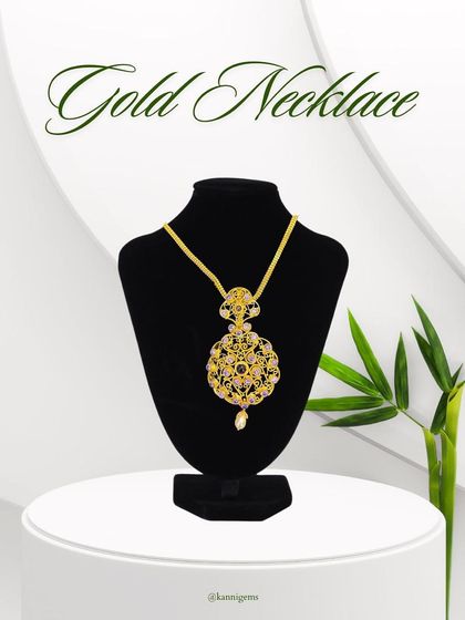 The Radiance of Gold: Traditional Necklaces & Bangles photo 11