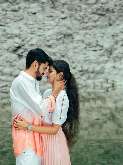 Heart Clickers - Pre-Wedding & Couple Photoshoots Scenic Nature Escapes photo 8