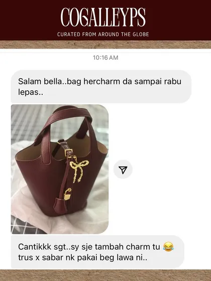 A customer sharing a photo of her new HerCharm bag, saying it's "cantikkk sgt" (so beautiful).