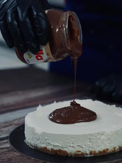 POV: You just found your new favorite dessert. My eggless Nutella cheesecake is pure indulgence, with a creamy texture and a generous layer of Nutella on top. Perfect for when you need a sweet escape.