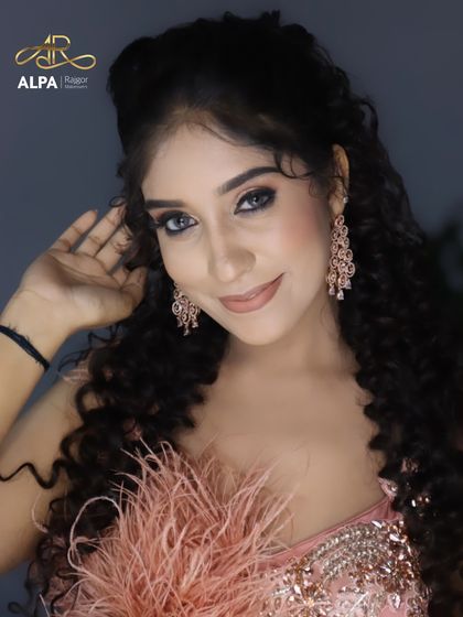 Sangeet & Cocktail Glam photo 15