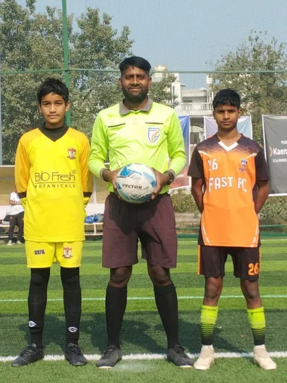 The coin toss before our match against Star Strikers FC in the Delhi Future Stars Youth League.