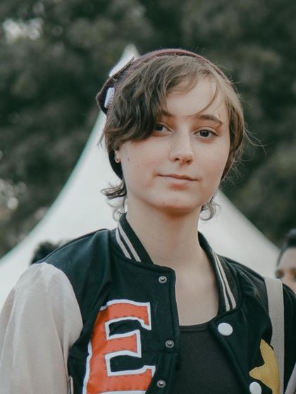 A simple, direct portrait of another Comic Con attendee. The atmosphere of these events makes everyone feel comfortable and open to being photographed.