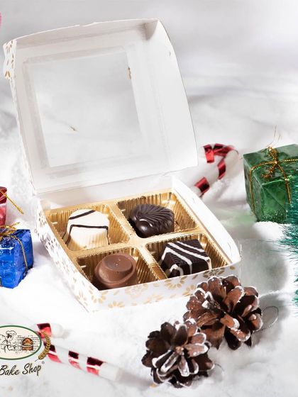 The Christmas Bakery photo 41