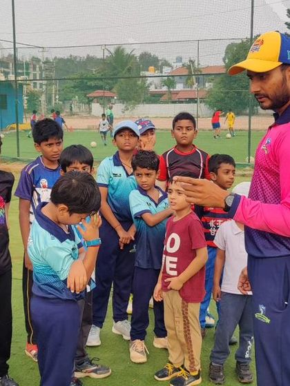 Head coach Prateek Jain interacting with our summer camp students. Having a Ranji player as a coach is a huge source of inspiration for our players.