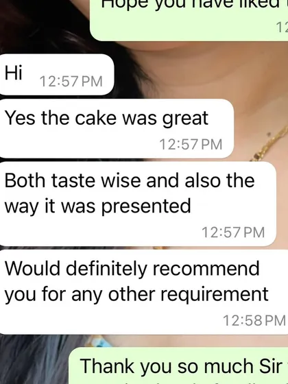 Happy clients make my day. Here's a wonderful review praising both the taste and presentation of my cakes, highlighting the care I put into every order.