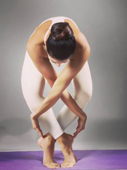 Richa Kumar - Yoga for Strength, Flexibility & Power Art of Asana: Creative Shapes & Flows photo 3