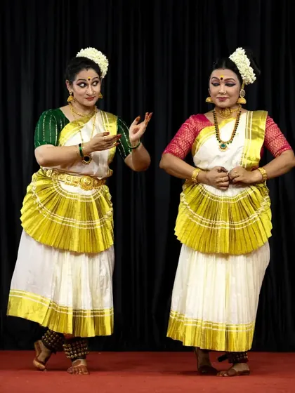We love bringing classic stories to life through intimate duet performances. Here, we explore the divine relationship between Rukmini and Satyabhama, showcasing how Mohiniyattam can convey complex emotions and narratives.