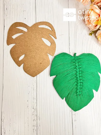 This Monstera leaf stencil features the iconic inner cuts for a more detailed and realistic look. Paired with a vibrant green cord, it helps you create stunning, symmetrical leaves that truly stand out.