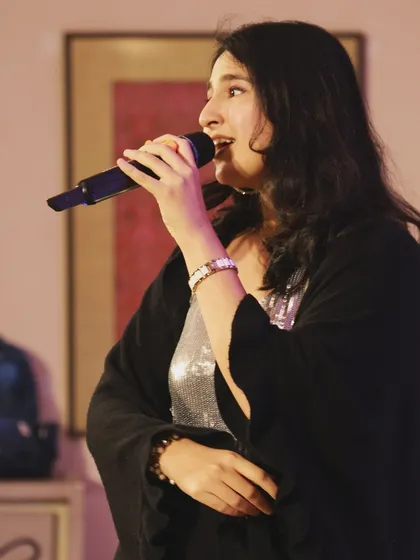 A close-up from the Bhavnagar gig. We travel all over India to bring our music to your special events.