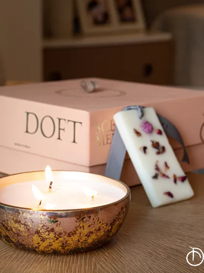 Witness nature’s play on seasons and surrender to beauty. This fall, pause and cherish the present with warm scented treasures like my foiled ceramic candle and botanical wax tablet.