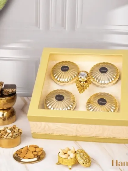 Thoughtful, elegant, and festive, the Evara Hamper brings balance to your Diwali celebrations. This simple yet beautiful box contains four jars of my finest treats, perfect for a minimalist gifting style.