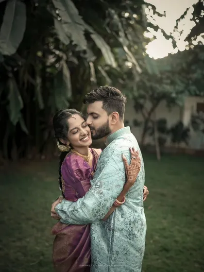 A tender embrace filled with genuine smiles. We focus on capturing the real, unposed connection that makes your relationship unique.