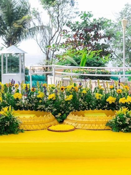 Vibrant Haldi & Mehendi Functions photo 19