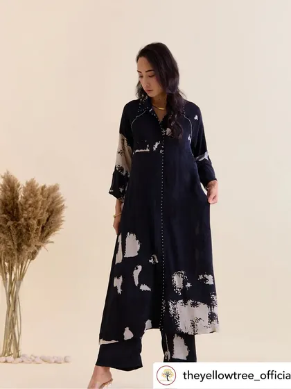 Another look from our feature at The Yellow Tree exhibition. This black and white printed co-ord set was one of the modern, edgy, and bold pieces we brought to Ludhiana.
