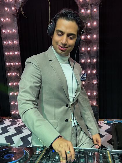 Chetan Kapoor - Wedding DJ Services From My Console photo 4