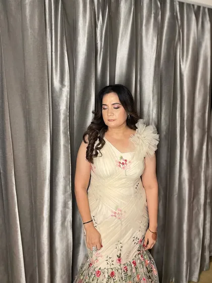 My always gorgeous Anita, looking stunning in a floral gown. The makeup was kept soft and elegant to complement the beautiful dress, with a focus on a flawless base and soft smokey eye.