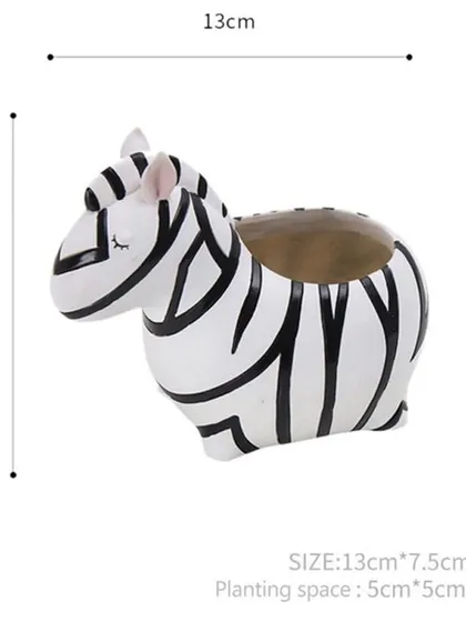 This zebra-shaped resin pot is a fun and stylish option for your plants. The image includes dimensions, showing it's 13cm long and 10cm tall, with a 5x5cm planting space.