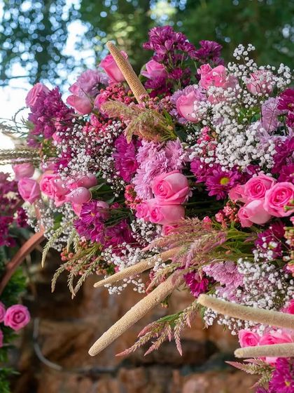 Aara Design & Decor - Event Design & Decor Artistic & Floral Details photo 3