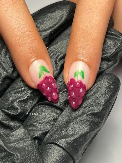 Detailed Hand-Painted Designs photo 4