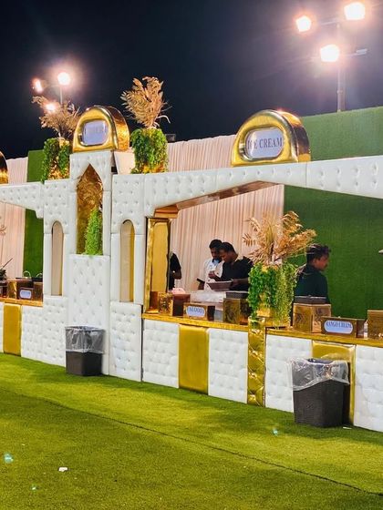 Artful Displays & Elegant Setups photo 3