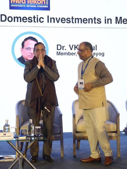 Dr. Vinod K. Paul, Member of NITI Aayog, receiving one of our handcrafted stoles. It is an honor to see our artisans' work recognized on such a prestigious platform.