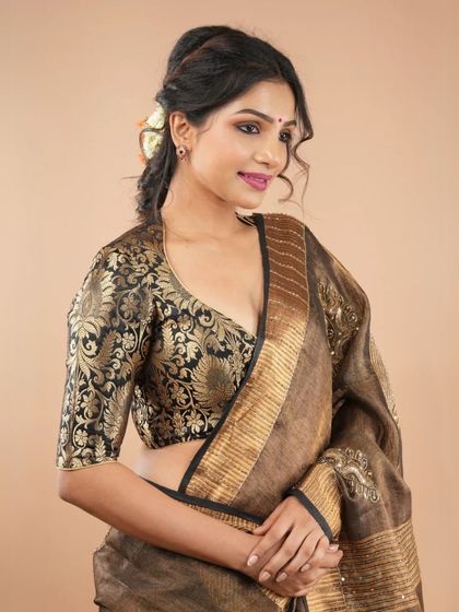 Our Saree & Jewelry Collection photo 22