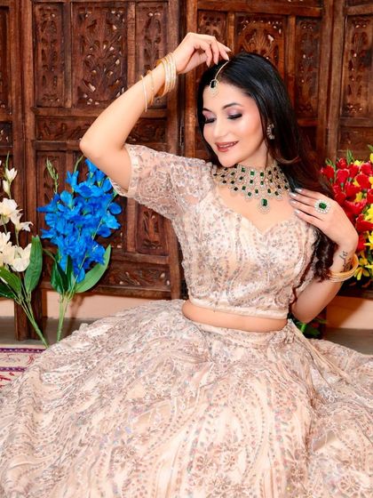 Modern & Pastel Bridal Lehengas photo 15