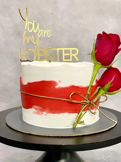 For the F.R.I.E.N.D.S fan, this "You are my lobster" cake is the perfect romantic gesture for an anniversary or Valentine's Day.