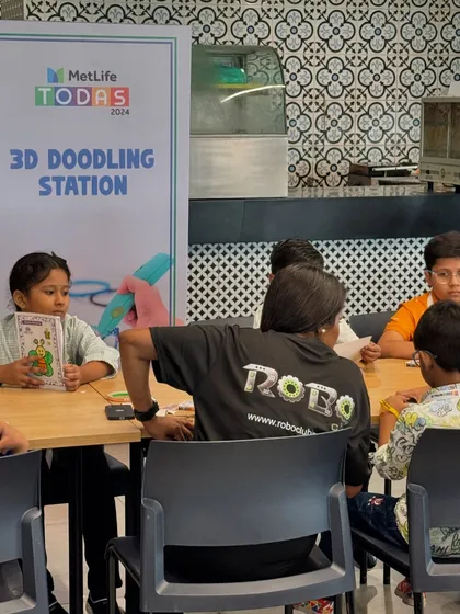 At a corporate event for MetLife, our 3D Doodling Station was a huge hit! The kids had to be pulled away, and then the adults took over. We love bringing creative tech to everyone.