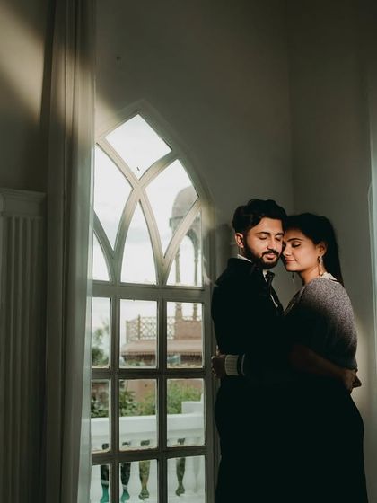 Artistic & Moody Portraits photo 8