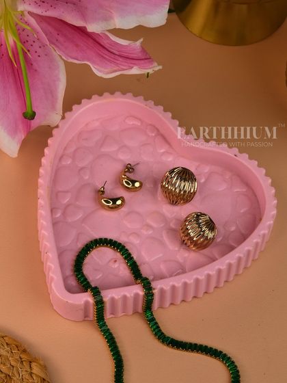 Eco-Friendly Jesmonite Decor photo 13