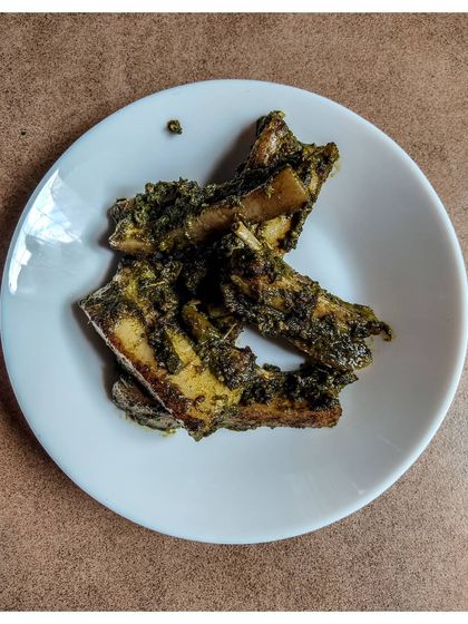 My Lemon Coriander Ribs are pan-grilled after an overnight marination in an exotic sauce made with coriander buds and lemon. A zesty and herbaceous delight.