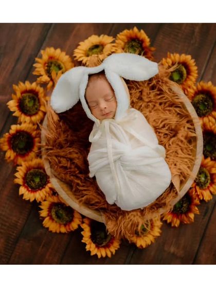 Newborn & First Cuddles photo 13