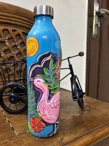 This participant used a steel bottle for the 'Jungle Jharoka' workshop, showing how versatile the techniques are across different materials. The addition of the sun is a lovely touch.