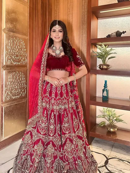 Another shot of this aesthetic look. The rich texture of the velvet and the intricate embroidery are complemented by a flawless makeup application.