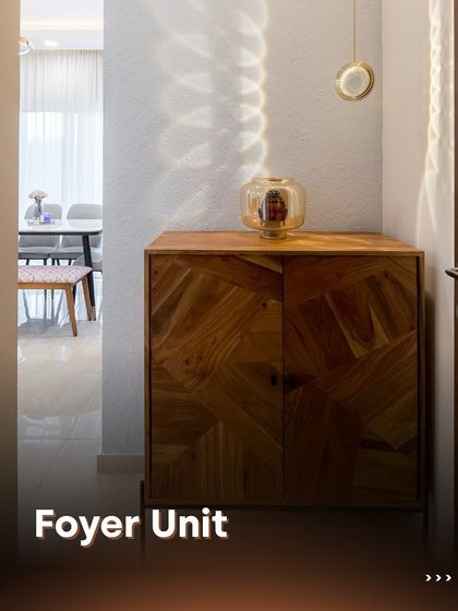 Decorpot - Custom Built-in Furniture Welcoming Foyers & Entryways photo 3